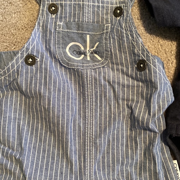 Calvin Klein Set 0-3 months - Picture 5 of 6